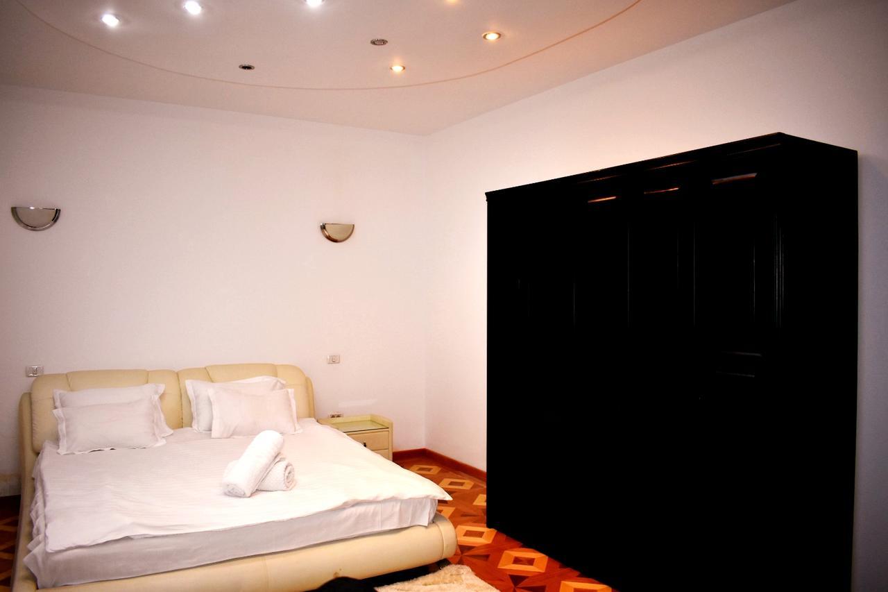 Grand Central Accomodation Sala Palatului Bukares Bagian luar foto