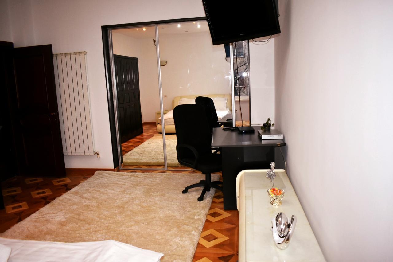 Grand Central Accomodation Sala Palatului Bukares Bagian luar foto